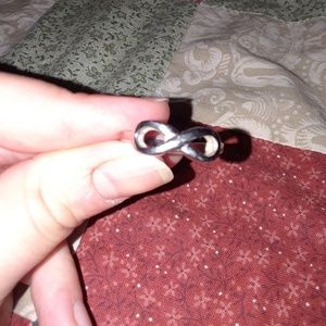Infinity ring
